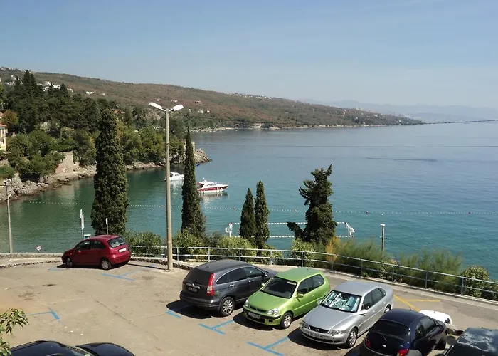 Apartment Sand Beach Διαμέρισμα Οπατία