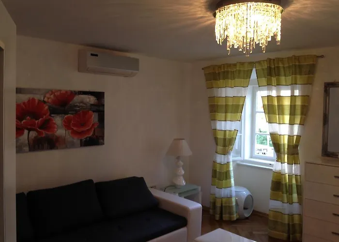 Apartment Sand Beach Διαμέρισμα Οπατία